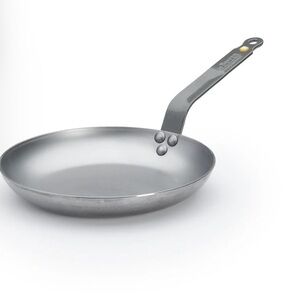 de Buyer mineral B carbon steel omelette pan French 9.5” new